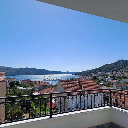 Villa Barbara & Zoran With Free Parking And Heated Swimming Pool Seget Vranjica Extérieur photo