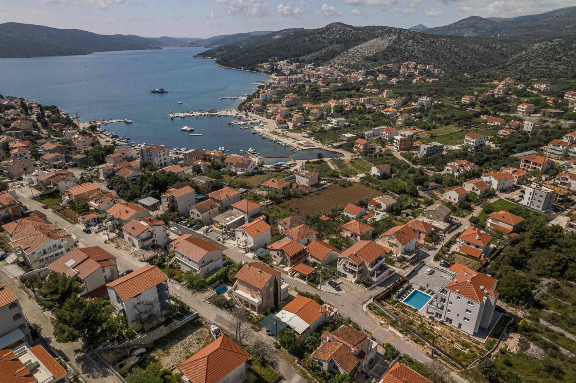 Villa Barbara & Zoran With Free Parking And Heated Swimming Pool Seget Vranjica Extérieur photo