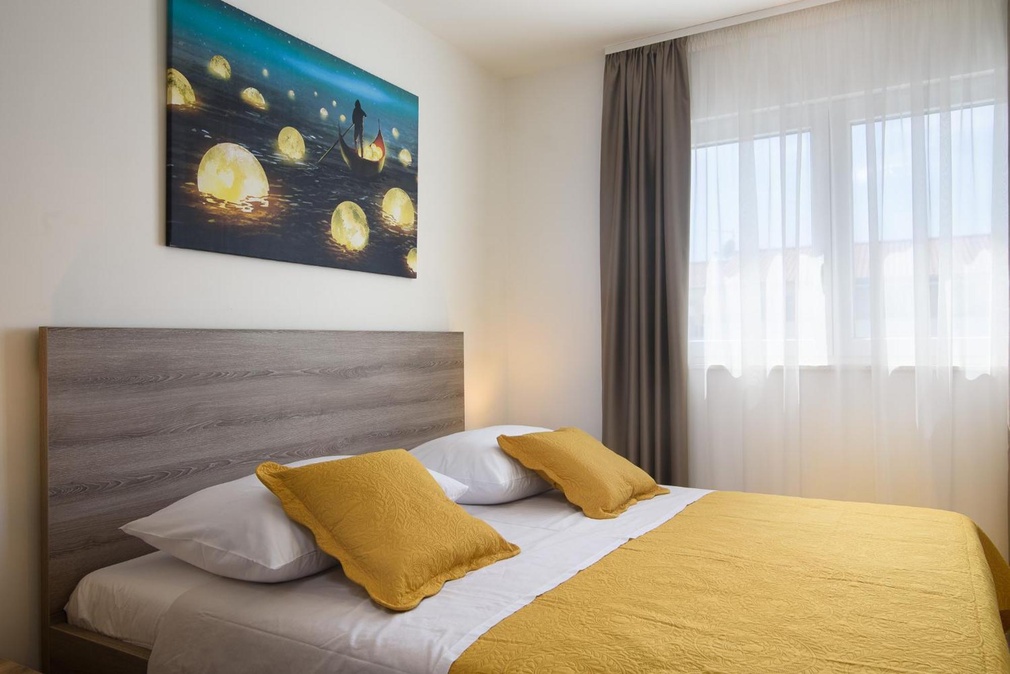 Villa Barbara & Zoran With Free Parking And Heated Swimming Pool Seget Vranjica Extérieur photo