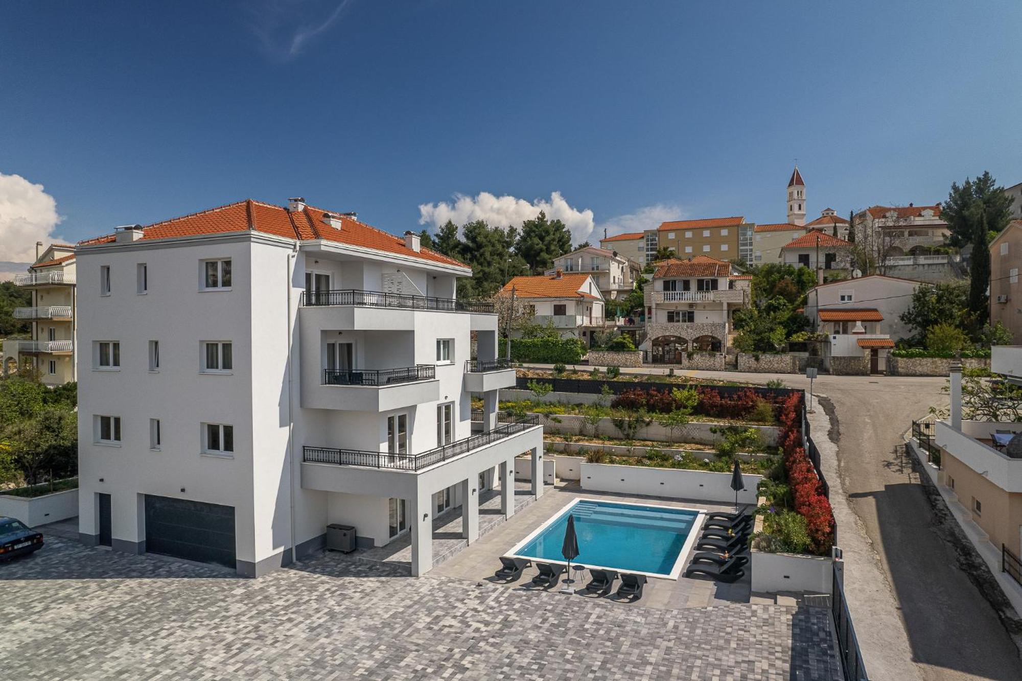 Villa Barbara & Zoran With Free Parking And Heated Swimming Pool Seget Vranjica Extérieur photo