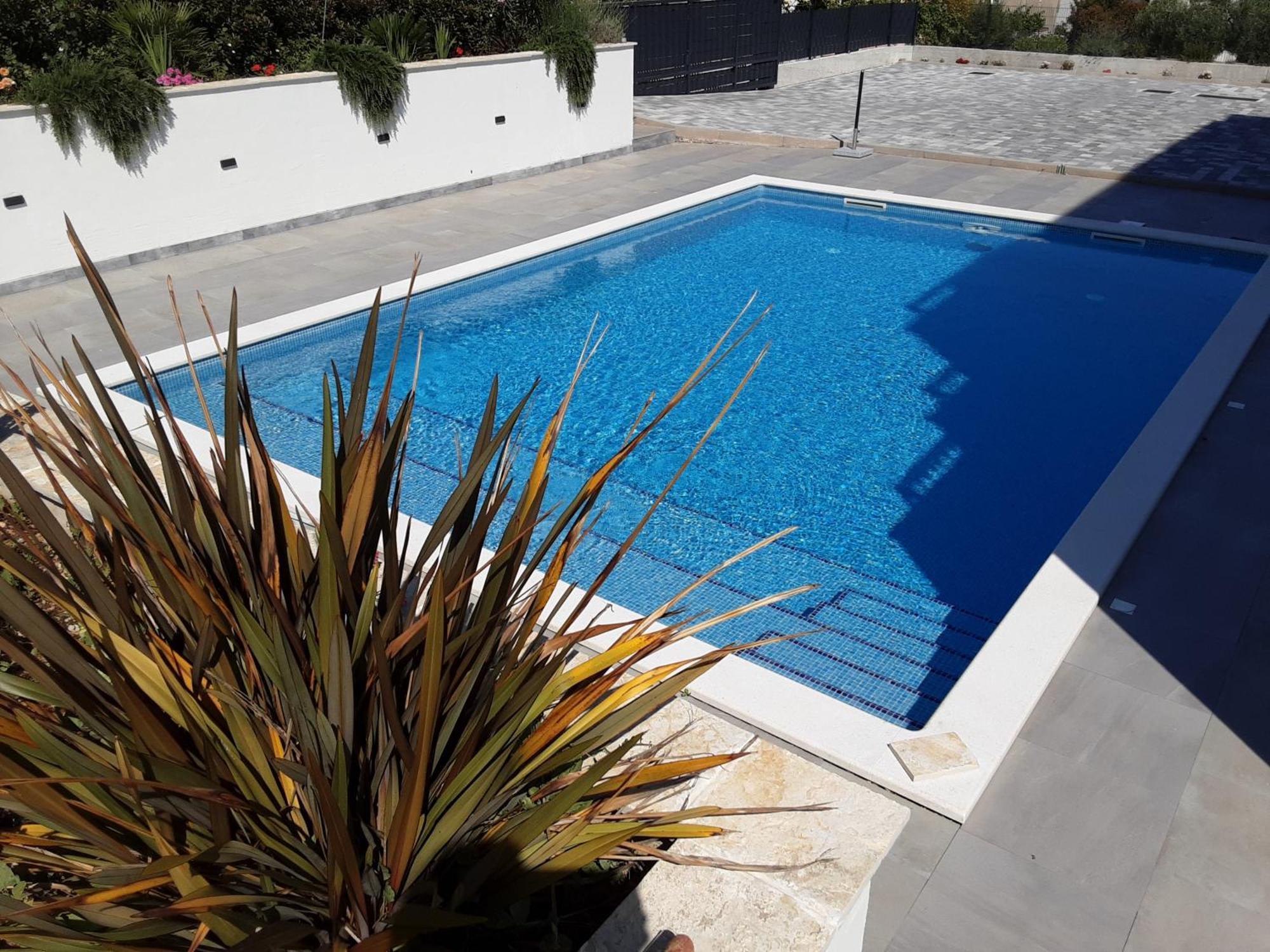 Villa Barbara & Zoran With Free Parking And Heated Swimming Pool Seget Vranjica Extérieur photo