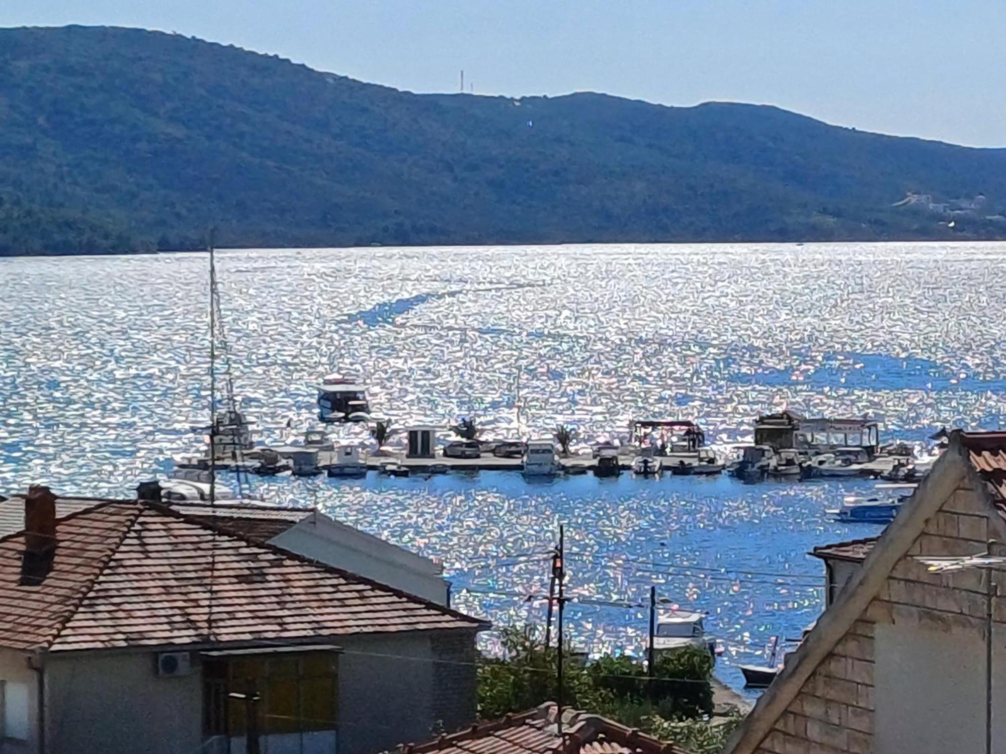 Villa Barbara & Zoran With Free Parking And Heated Swimming Pool Seget Vranjica Extérieur photo